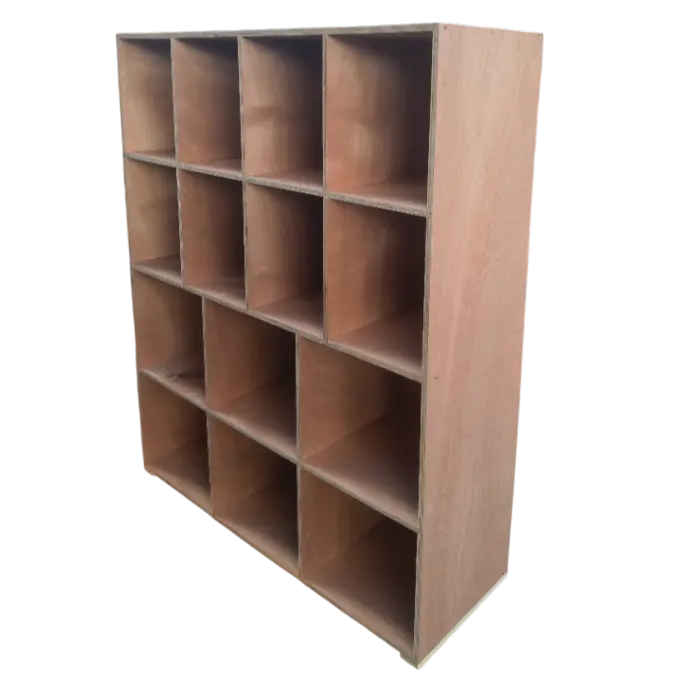 Rayonnage en bois